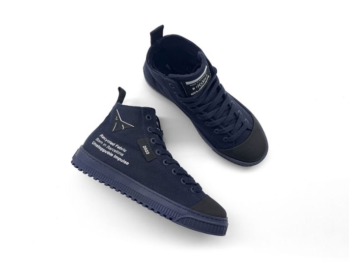 CMIKAKUS x CUPRA Born Blau