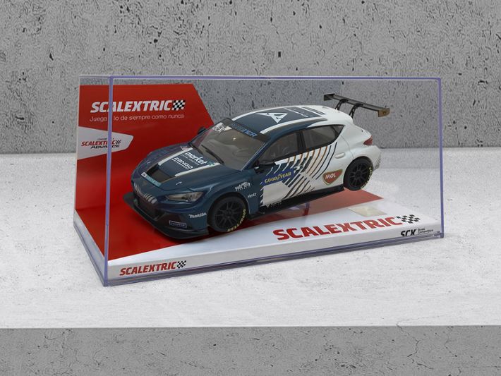 SCX x CUPRA e-RACER 1.32 Advance