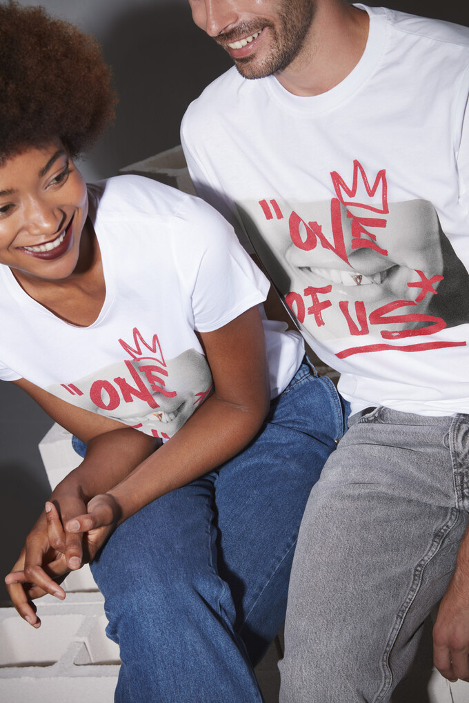 CUPRA ONE OF US Black T-Shirt – UNISEX